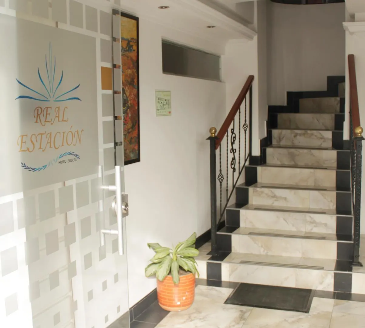 Hotel Real Estacion Bogotá